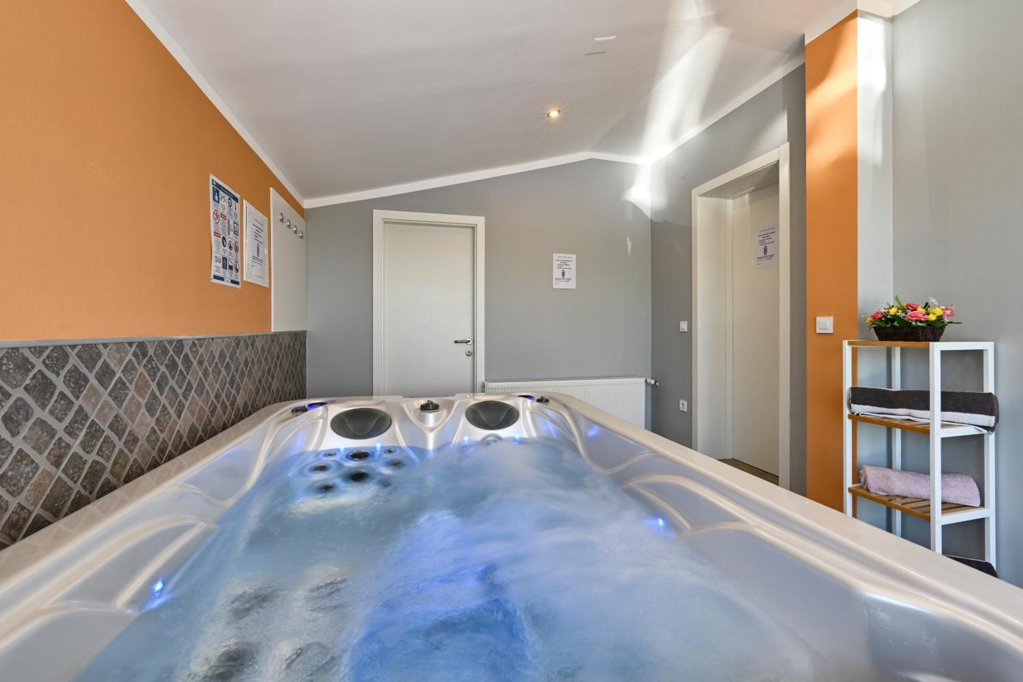 فيلا Cvetkova Hiza Sa Jacuzzijem توهيلجسكي توبليس المظهر الخارجي الصورة